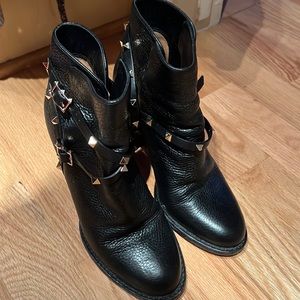 Valentino Garavani black boots